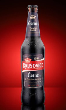 LVIV, UKRAINE - 17 Mayıs 2020: Krusovice siyah czech birası şişede