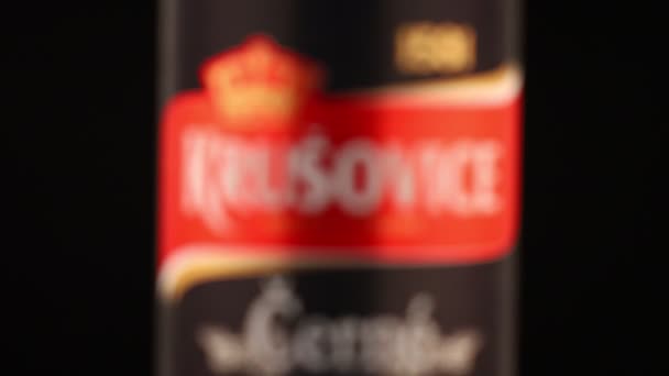 Lviv Ukraine Mayıs 2020 Krusovice Czech Birası Çözüldü — Stok video