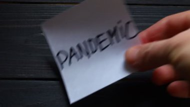 Çıkartma üzerine yazıt pandemisi