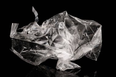 Polietilen şeffaf plastik ambalaj kullanılır.