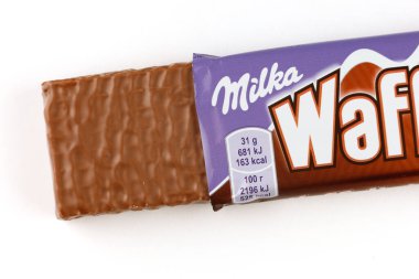 LVIV, UKRAINE - 20 Mart 2021: Milka Waffelini çikolatalı waffle