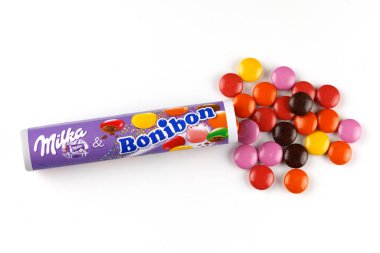 LVIV, UKRAINE - 20 Mart 2021 Milka Bonibon Şekerleri