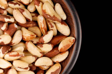 Brezilya cevizi bir selenyum kaynağıdır ve sağlıklı bir diyet için