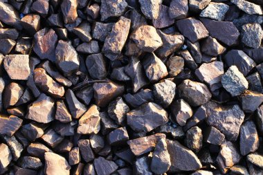 Küçük taşlar moloz yığınları yakın