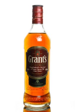 LVIV, UKRAINE - 05 Mayıs 2021: İskoç viskisini bağışladı