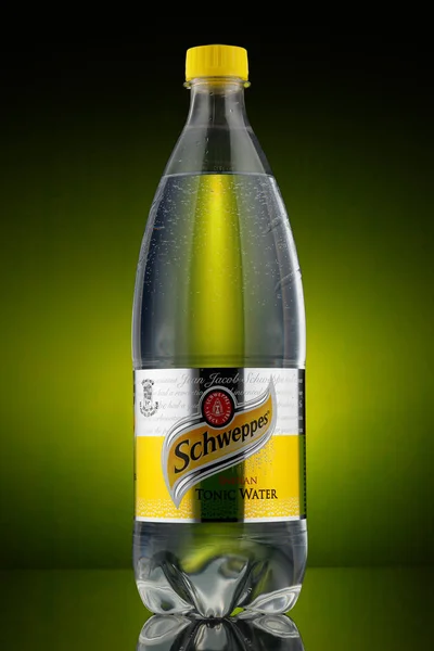 Lviv Ukraine 2021 Május Schweppes Tonik Üdítőital — Stock Fotó