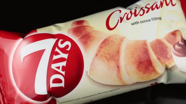 Lviv Ukraine May 2021 Days Croissant Package — 图库视频影像