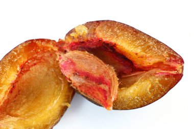 Erikler solucanların yakın çekimlerinden etkilenir.