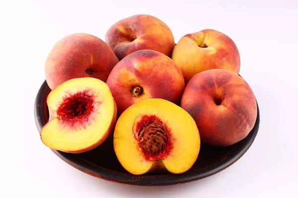 Peach Plate Dark White Background — Stock Photo, Image