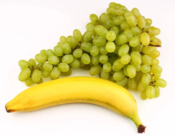 Uvas Brancas Banana Sobre Fundo Branco — Fotografia de Stock