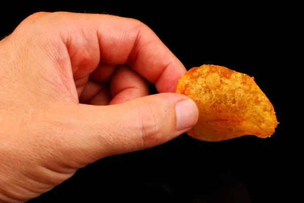 Patatas Fritas Sobre Fondo Negro — Foto de Stock