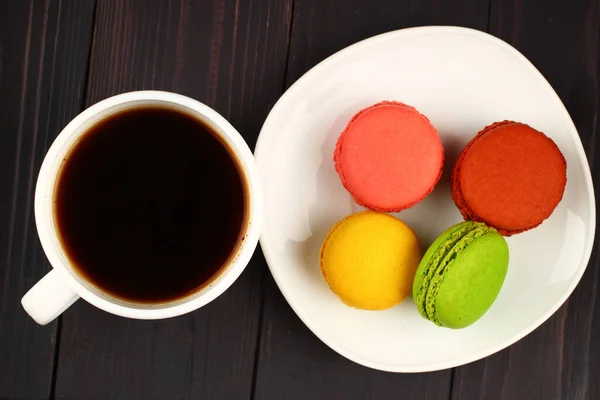 Cup Coffee Colorful Cookies Macaron Plate — Stock Photo, Image