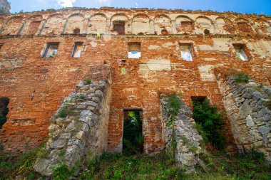 Stare Selo 'daki antik şato harabeleri