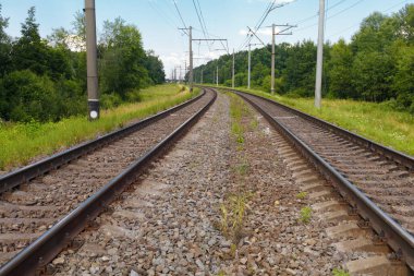Bir yaz gününde tren yolu..