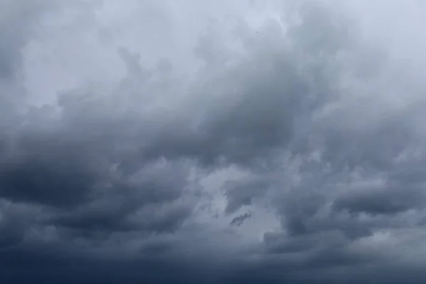 Fırtınadan Önce Gri Bulutlar Kara Fırtına Bulutları — Stok fotoğraf