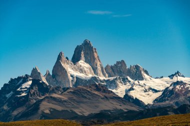Mount El Chalten ve Cerro Torre Patagonya, Arjantin 'deki Los Glaciares Ulusal Parkı' nda