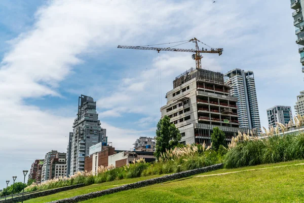 Recoleta, Buenos Aires, Arjantin 'de yeni bir bina inşaatı - 23 Ocak 2019
