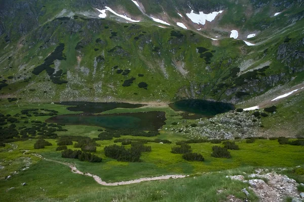 Valle di Rackova, Alti Tatra, Slovacchia: vista sui laghi Rackove. — Foto Stock