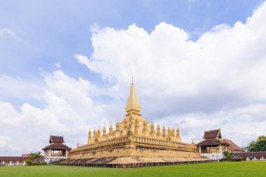  Golden pagoda wat phra o luang Vientiane