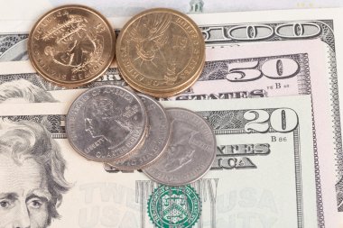 Bizi bize banknotlar sikkelerinde kapatın