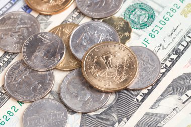 Bizi bize banknotlar sikkelerinde kapatın