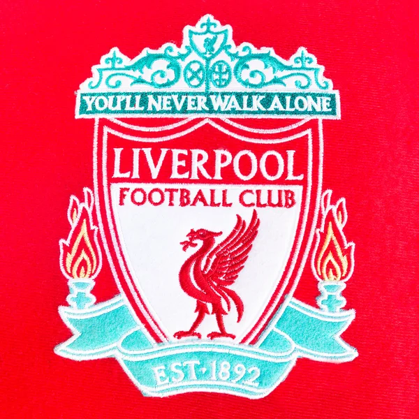 BANGKOK, TAILANDIA - 08 DE ENERO DE 2015: Almohada roja con Liverpool —  Fotos de Stock