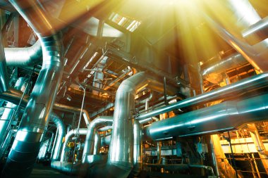 donanımları, kablolar ve borular modern Endüstr içinde bulunan