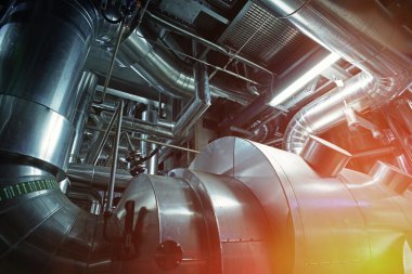 Sanayi Bölgesi, çelik boru hatları, vanalar, kabloları ve yürüyüş yolları