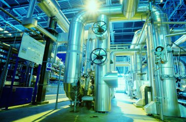 Sanayi Bölgesi, çelik boru hatları, subaplar ve kabloları