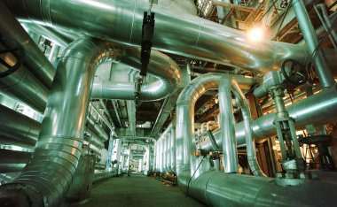 Sanayi Bölgesi, çelik boru hatları, subaplar ve kabloları