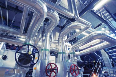 Sanayi bölgesi, çelik boru hatları ve vanalar