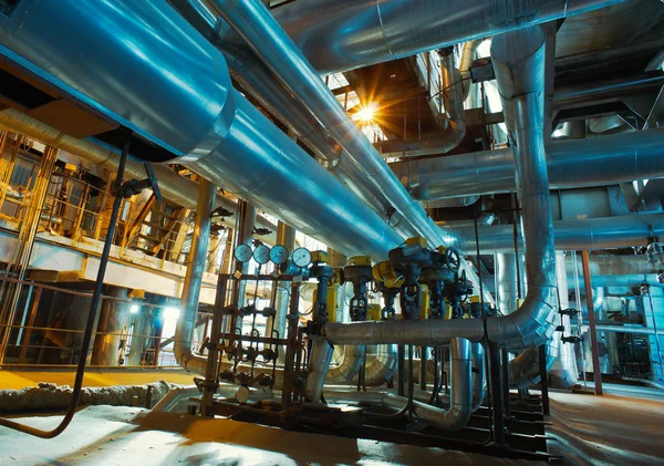 Equipment, cables and piping as found inside of a modern industr — Stock Photo, Image