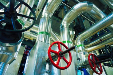 donanımları, kablolar ve borular modern Endüstr içinde bulunan