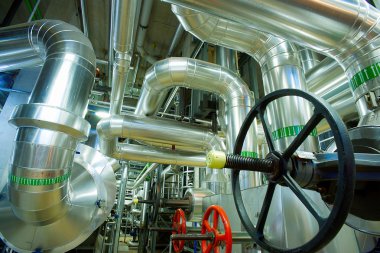 donanımları, kablolar ve borular modern Endüstr içinde bulunan