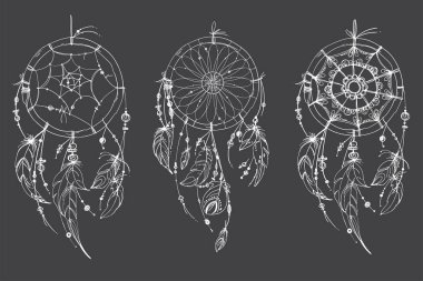 Rüya kapanı hippi dekorasyon dövme çizgisi. Boho tarzı, boncuklar ve tüyler. Resim sanatı