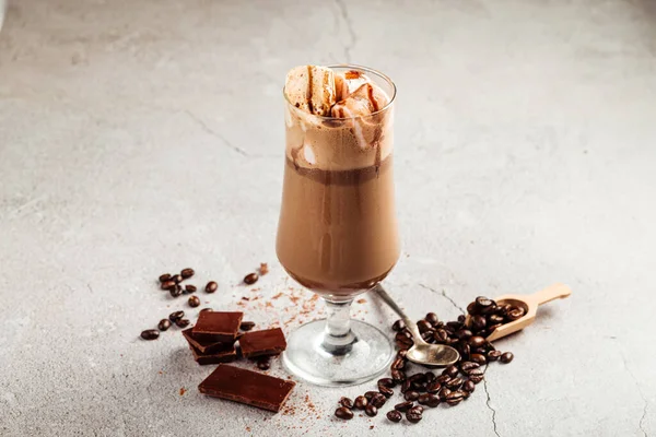 Chocolate coffee glace with beans and cinnamon — Stock Photo, Image