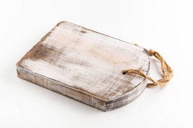 Eski püskü, izole ahşap kesim tahtasının yan görünüşü