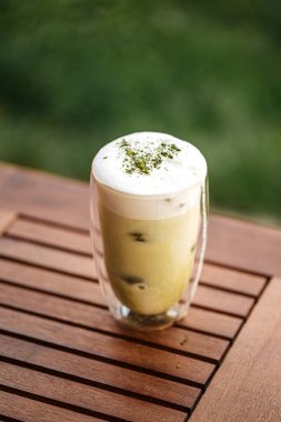 Buzlu kibrit yeşil çay.