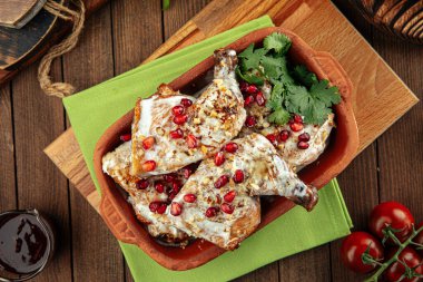 Kremalı Gürcü tavuk chkmeruli