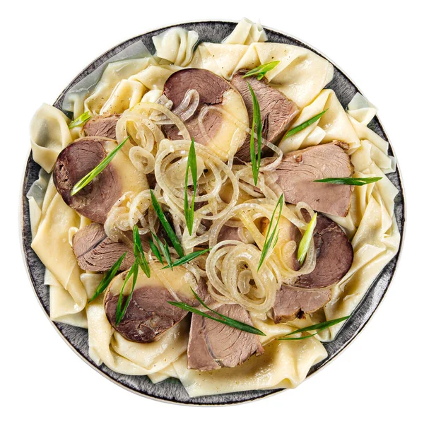 İzole edilmiş kazak beshbarmak hamur atı etiyle