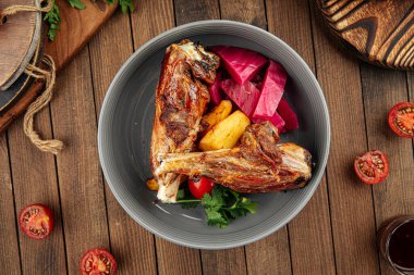 Gurme sebzeli kuzu budu.