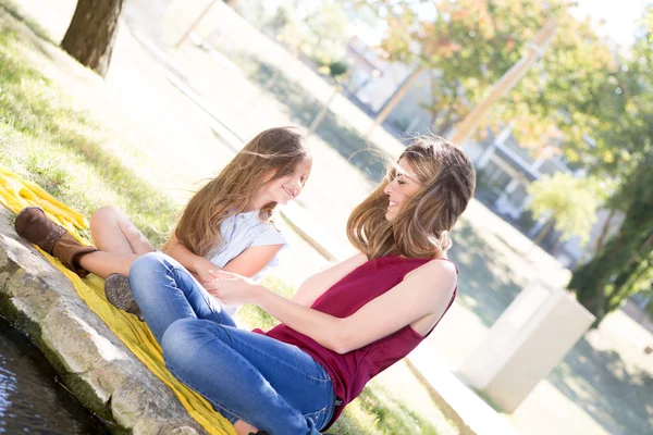 Moeder en kind — Stockfoto