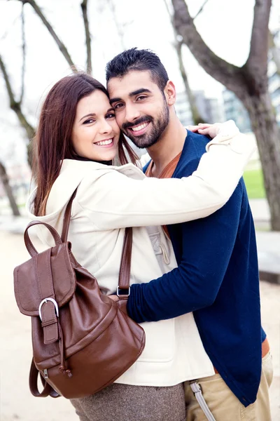 Couple hugging each other — Stock Photo, Image