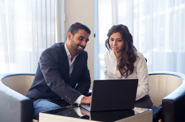 Business couple — Stock Photo, Image