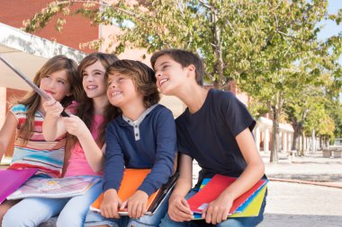 Fotoğraflar konuşuyor çocuklar