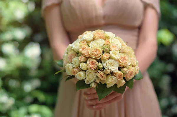 Ramo de rosas amarillas — Foto de Stock