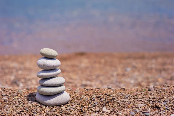 Stack of pebble stones — Stock Photo, Image