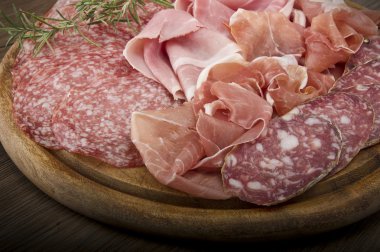 Salam ile kesme tahtası 