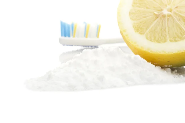 Dentes brancos limão e bicarbonato de sódio — Fotografia de Stock
