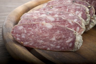 salam ile ahşap kesme tahtası